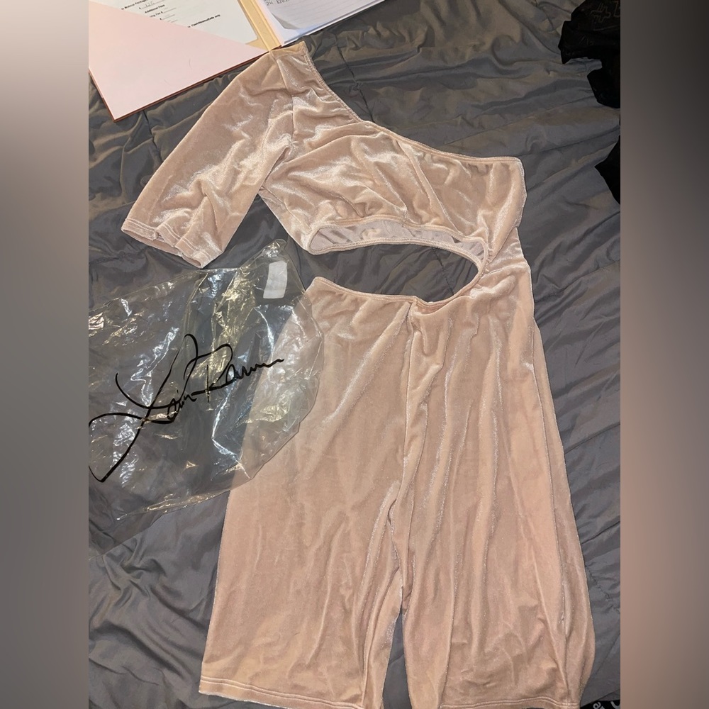 Laina Rauma Velvet Playsuit - Butterscotch